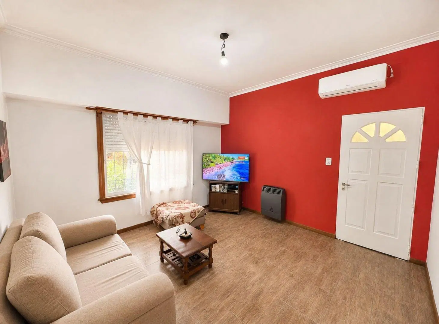 VENTA casa 3 ambientes APTA CRÉDITO Longchamps 2