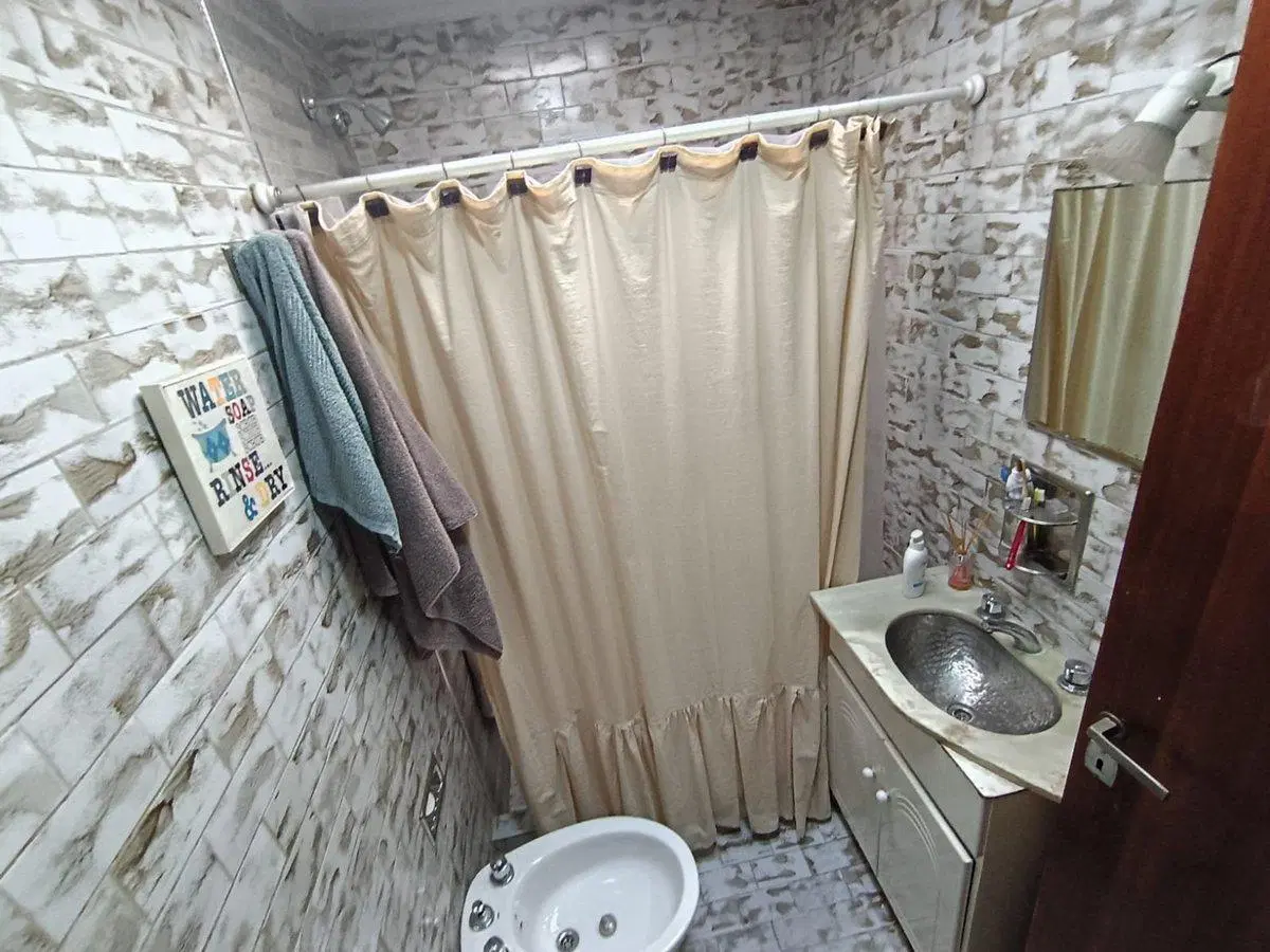 VENTA CASA 5 AMBIENTES APTA CREDITO B NACION LOMAS 5