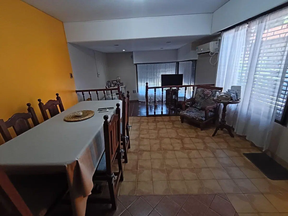 VENTA CASA 5 AMBIENTES APTA CREDITO B NACION LOMAS 4