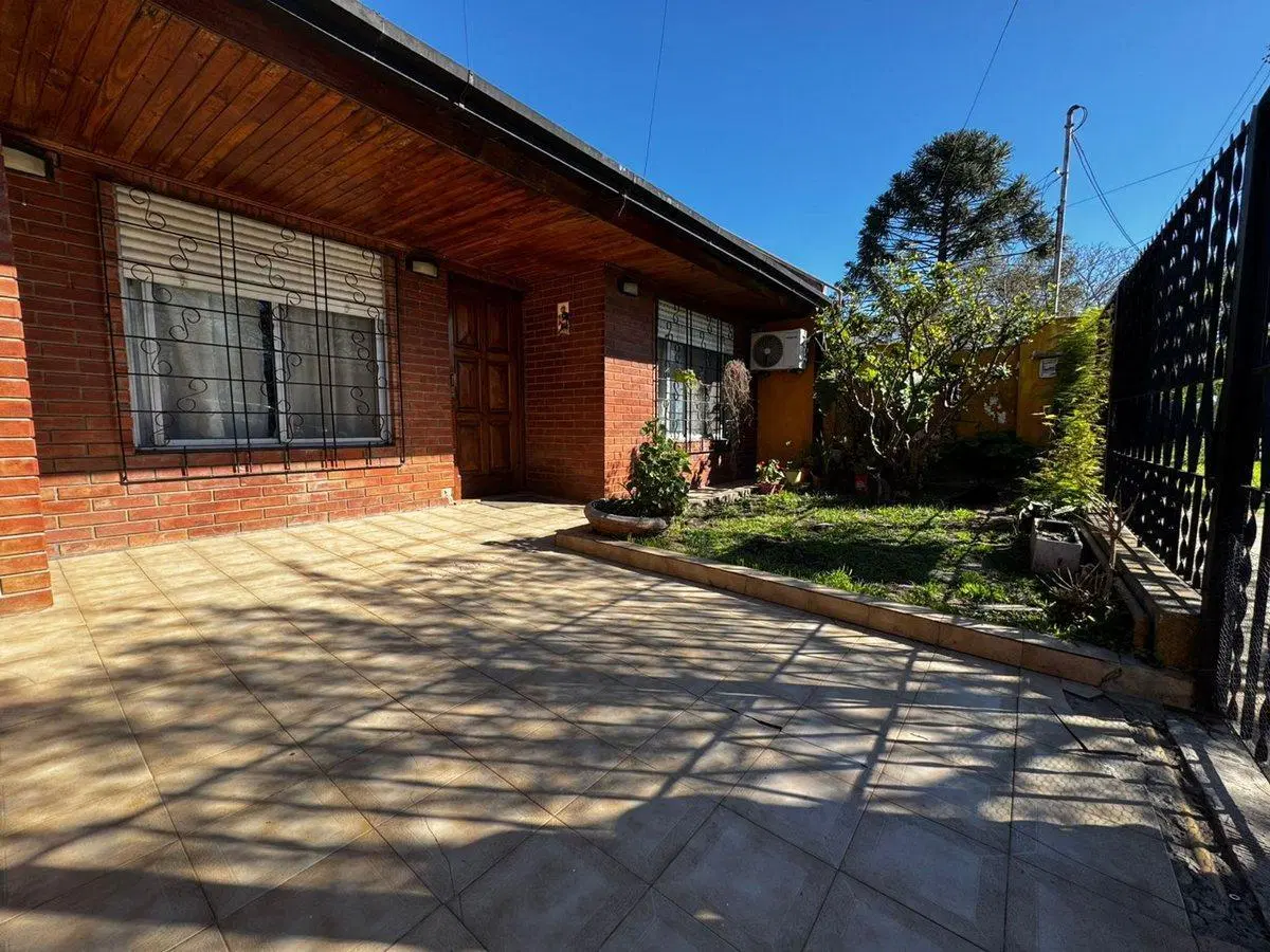 CASA 3 AMBIENTES VENTA MAS CASA 3 AMBIENTES GARAJE 2