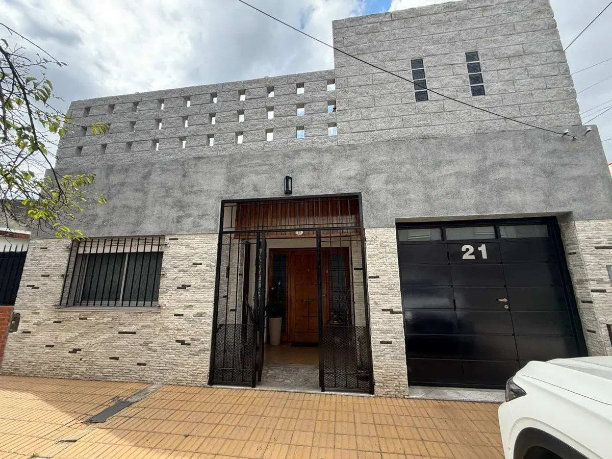 CASA 6 AMB. DOBLE INGRESO. ESTUDIO IDEAL PROFESION 5