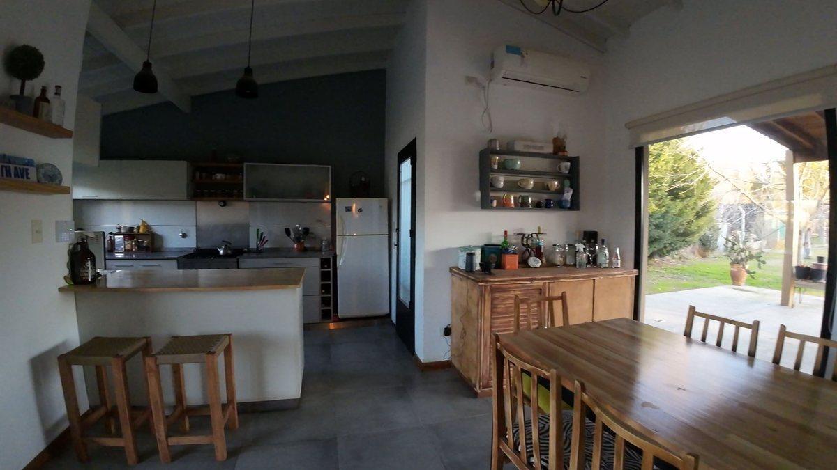 Foto de CASA EN VENTA 4 AMBIENTES EN SPEGAZZINI, imagen 3
