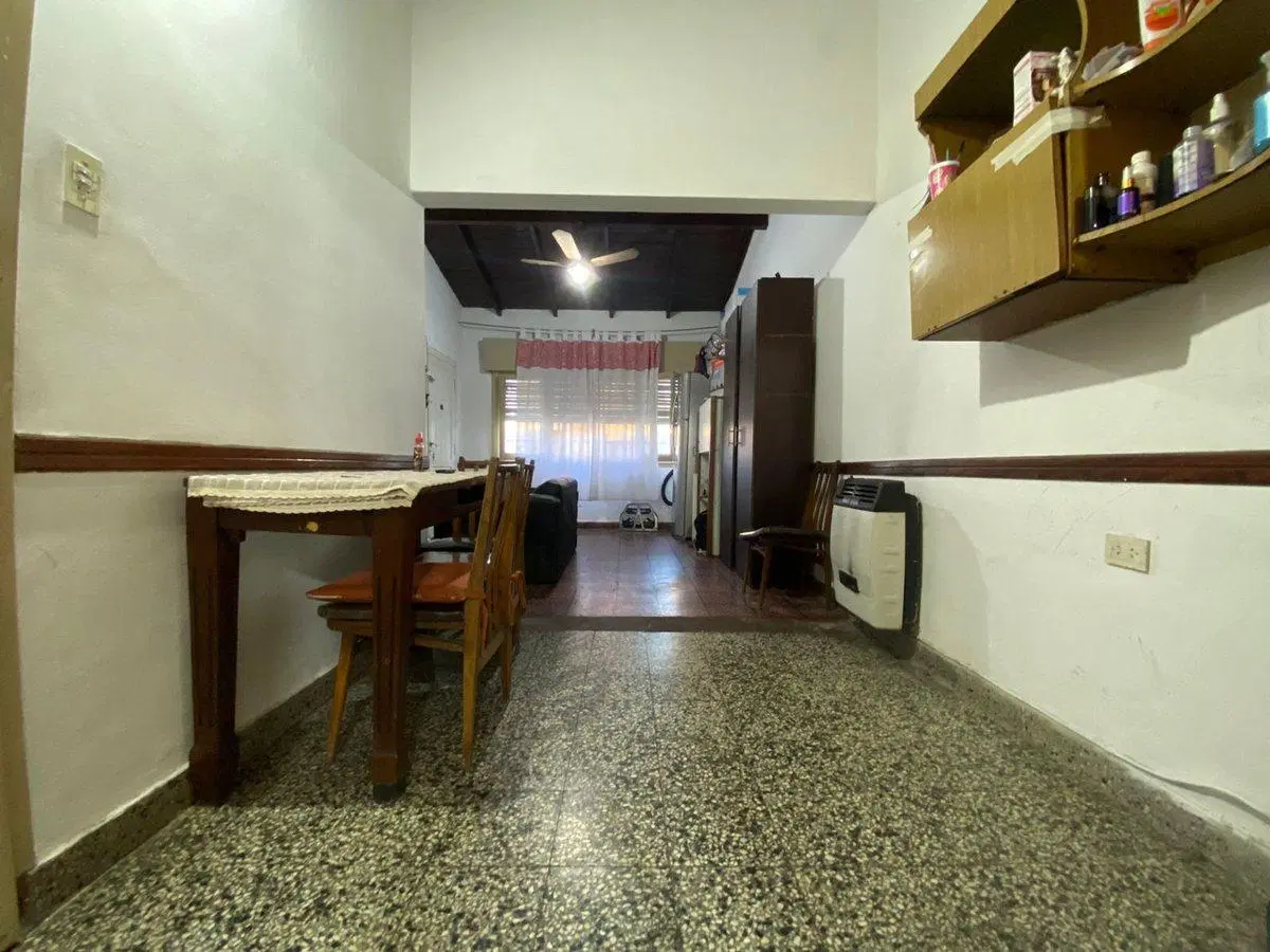 CASA 4 AMBIENTES EN VENTA EN LOMAS DE ZAMORA 5