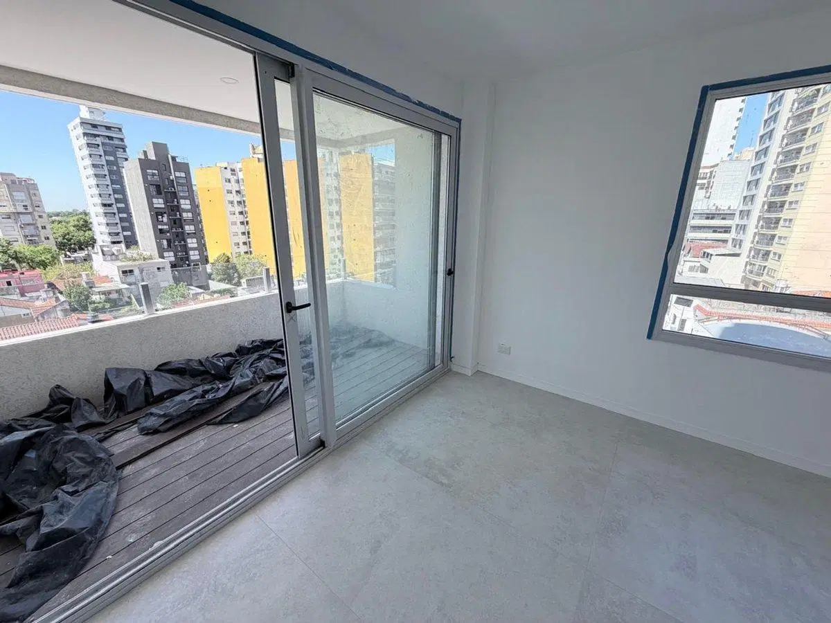 Departamento 3 ambientes en venta Lomas de Zamora 5