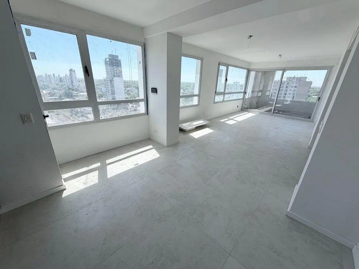 Departamento 3 ambientes en venta Lomas de Zamora 2