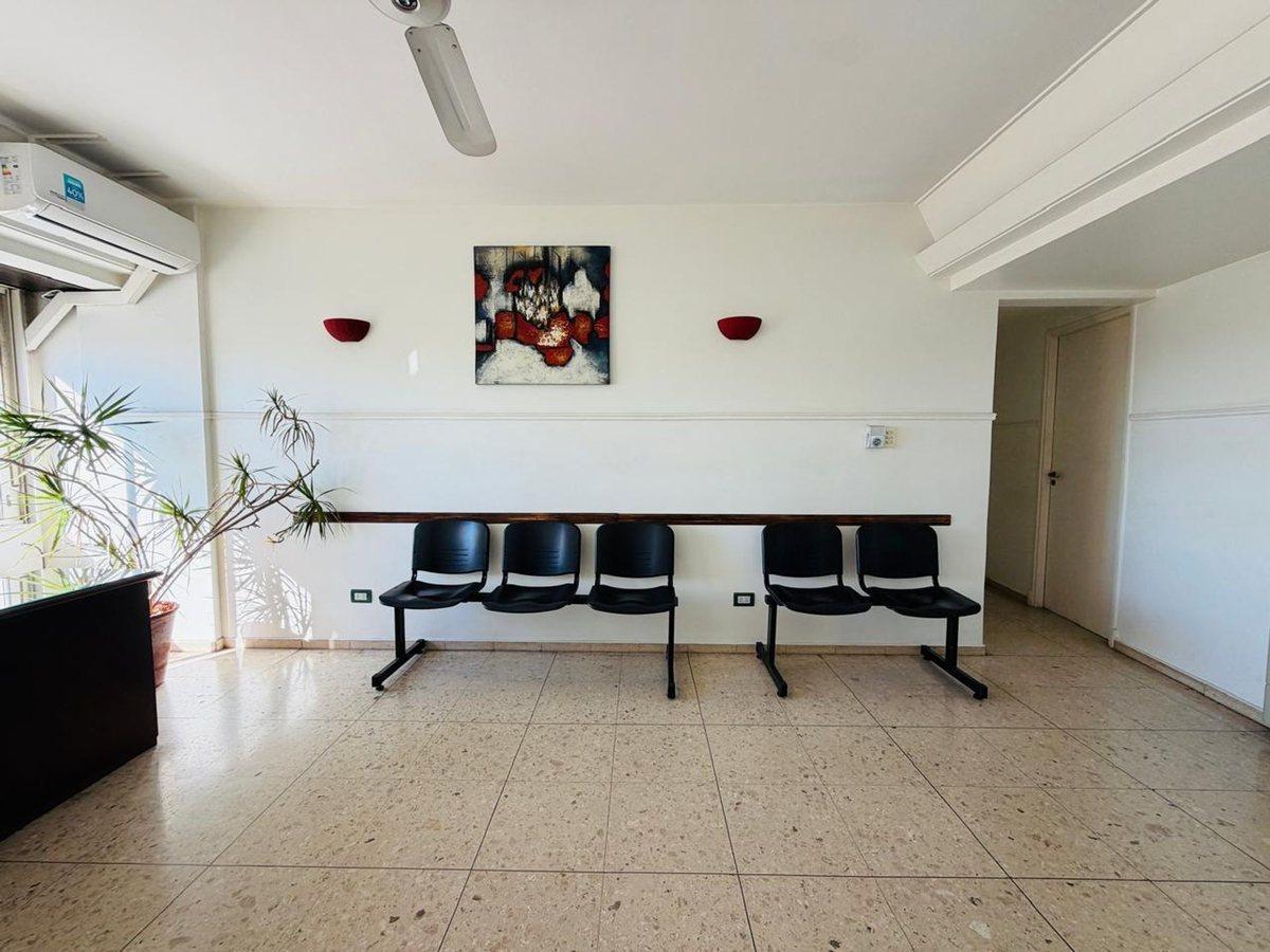 Foto de Departamento 6 ambientes venta Lomas de Zamora, imagen 5