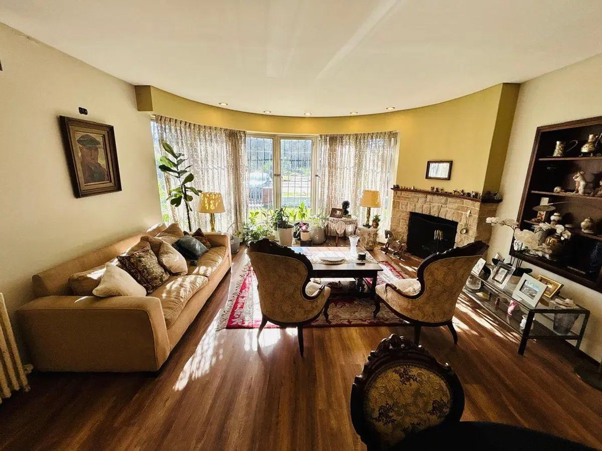 Casa 7 ambientes con parque y pileta venta Burzaco 8
