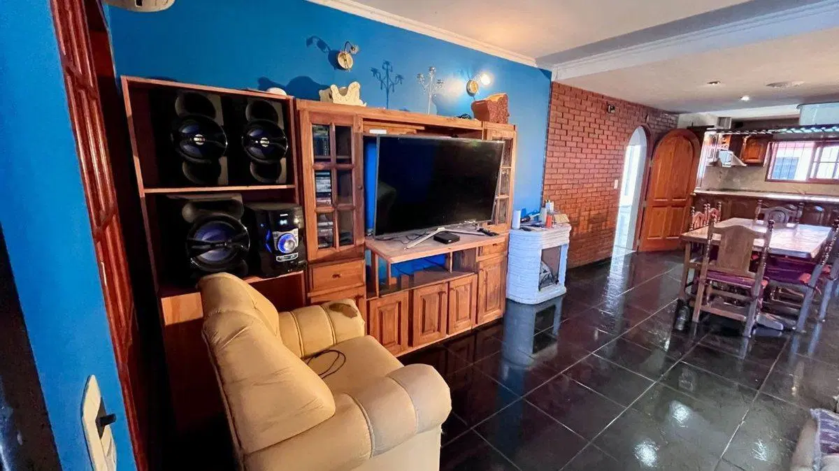 casa 6 amb venta en Lomas de Zamora 5
