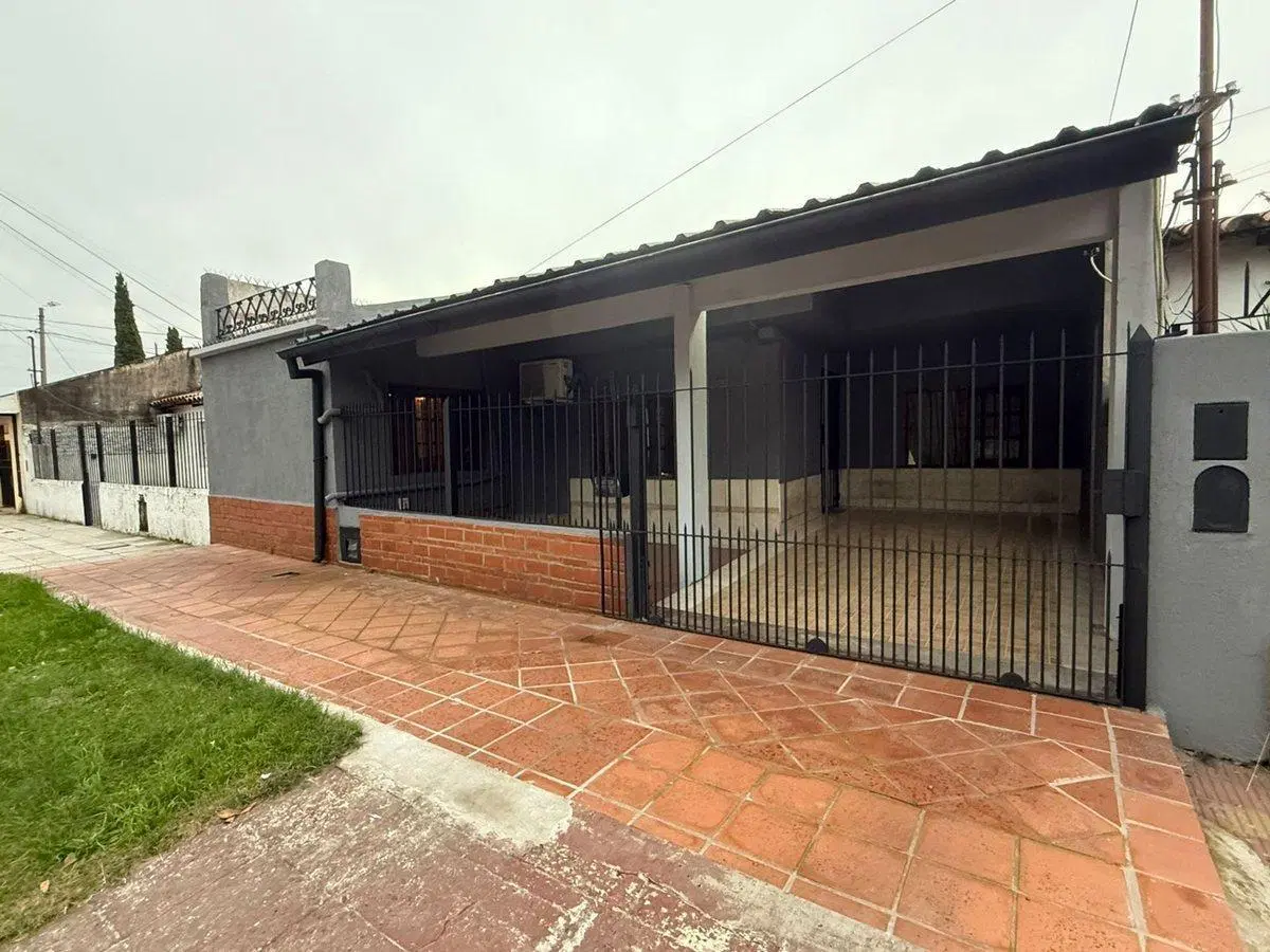 VENTA CASA LOMAS DE ZAMORA 4