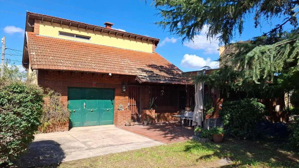 CASA 5 AMBIENTES VENTA LLAVALLOL LOTE 43 X 32 MTS 5