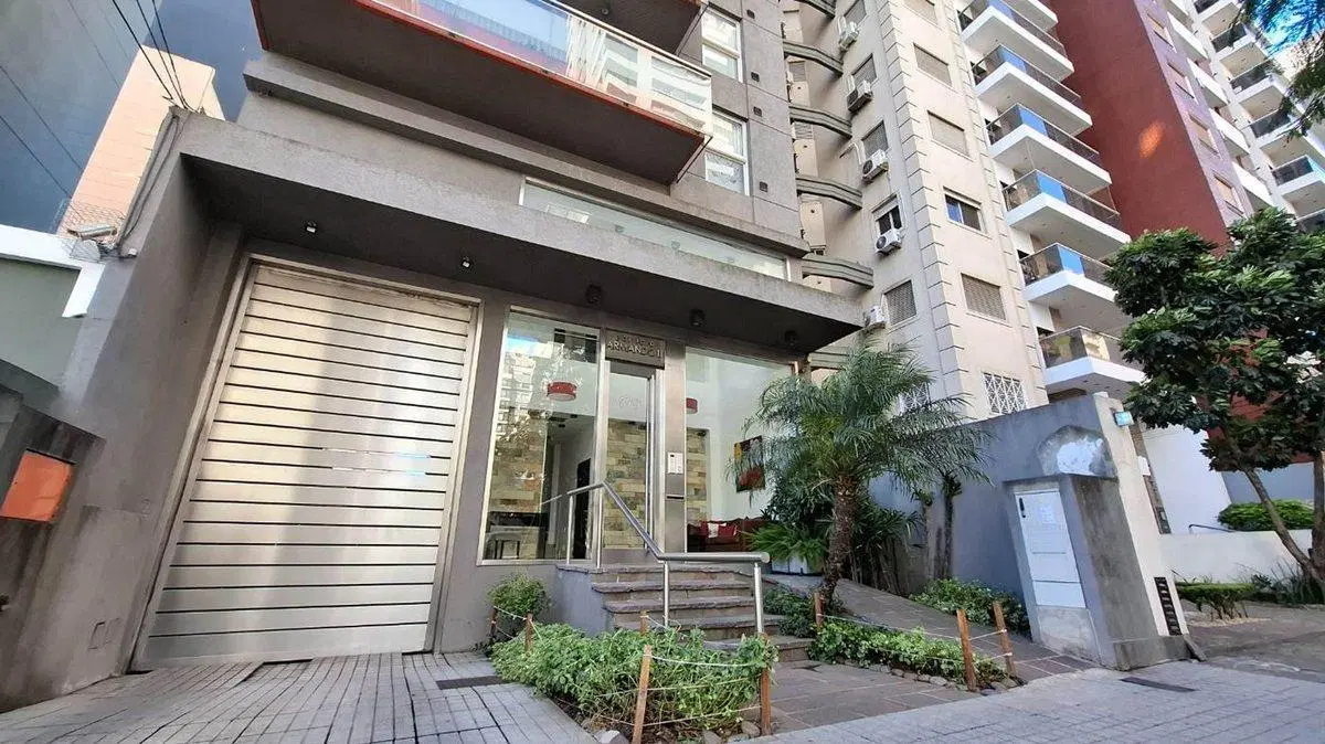 DEPARTAMENTO 3 AMBIENTES VENTA LOMAS CON COCHERA 2