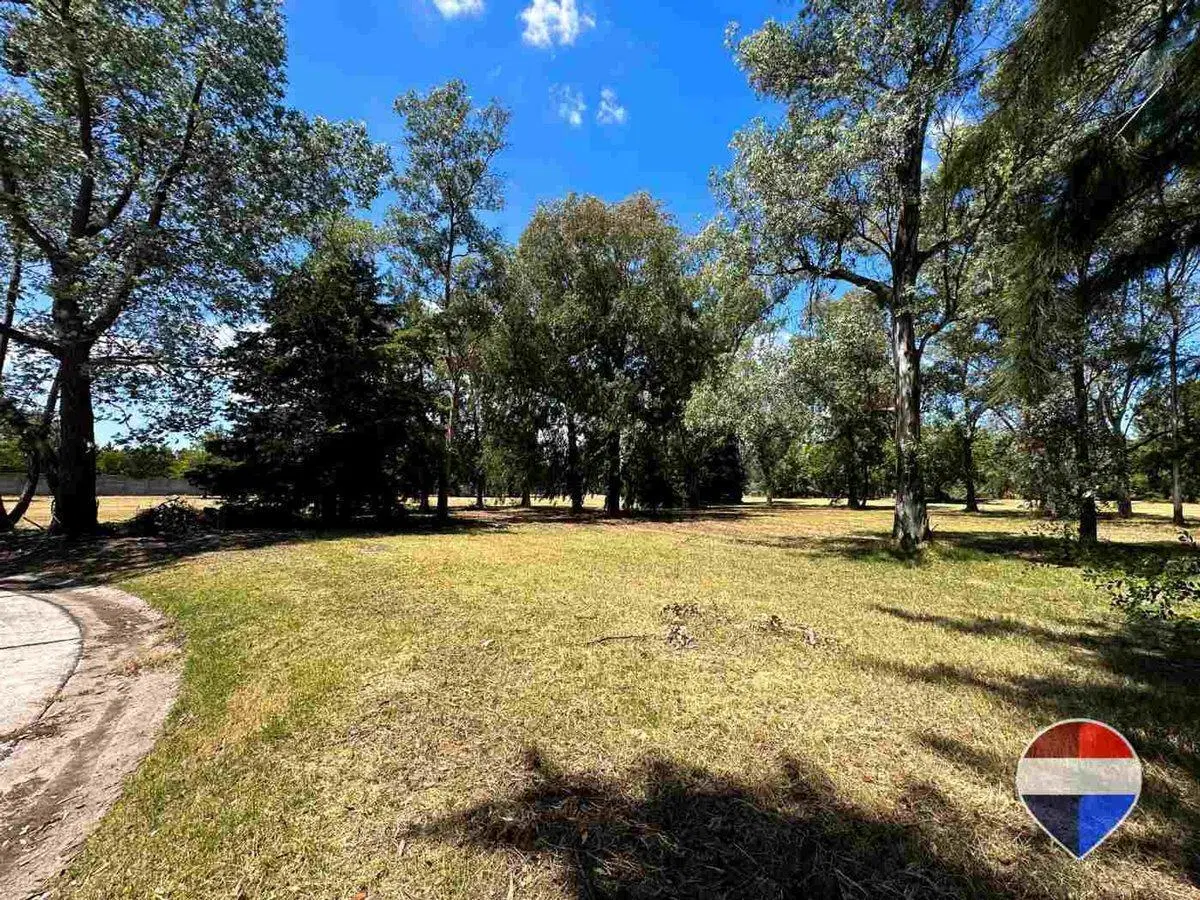 TERRENO EN VENTA de 1.732m2 SAINT THOMAS CENTRO 4