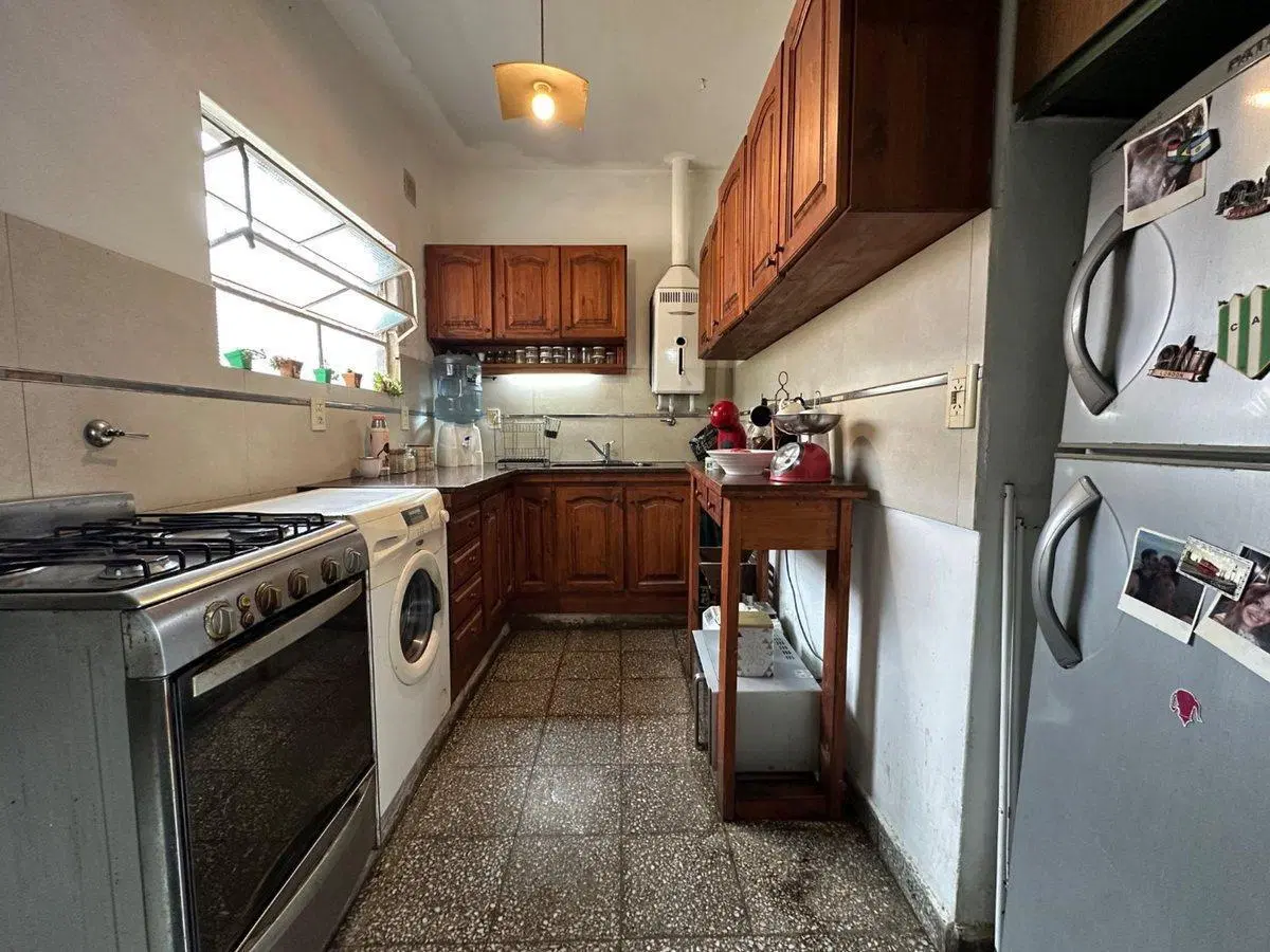 PH 2 AMB C/PATIO EN VENTA - R. DE ESCALADA / LANUS 4