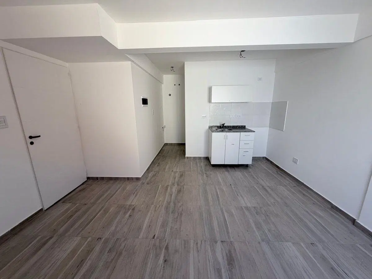 Monoambiente con cochera venta Lomas de Zamora 5