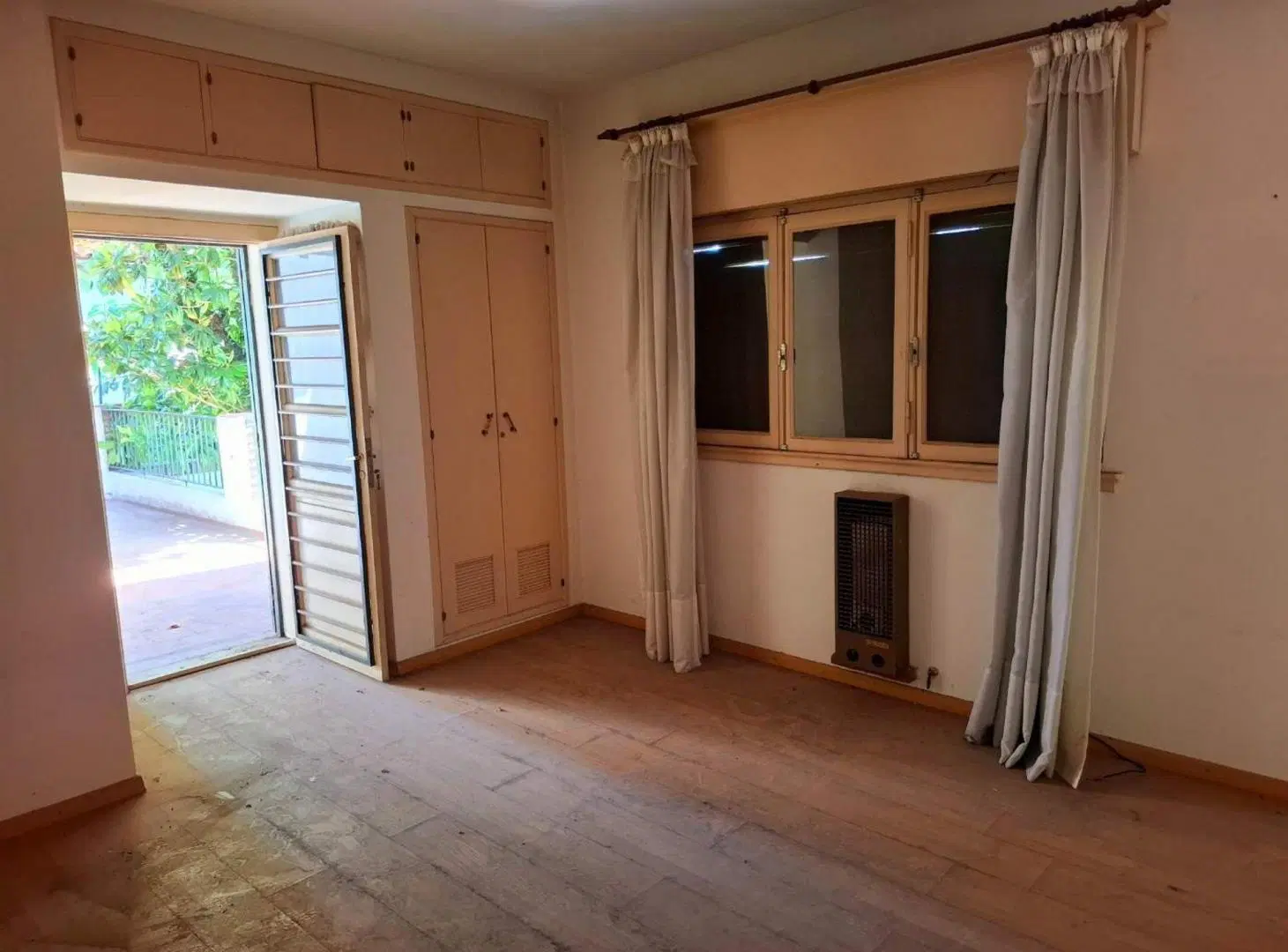 CASA 5 AMBIENTES VENTA LOMAS DE ZAMORA LOTE 800M2 8