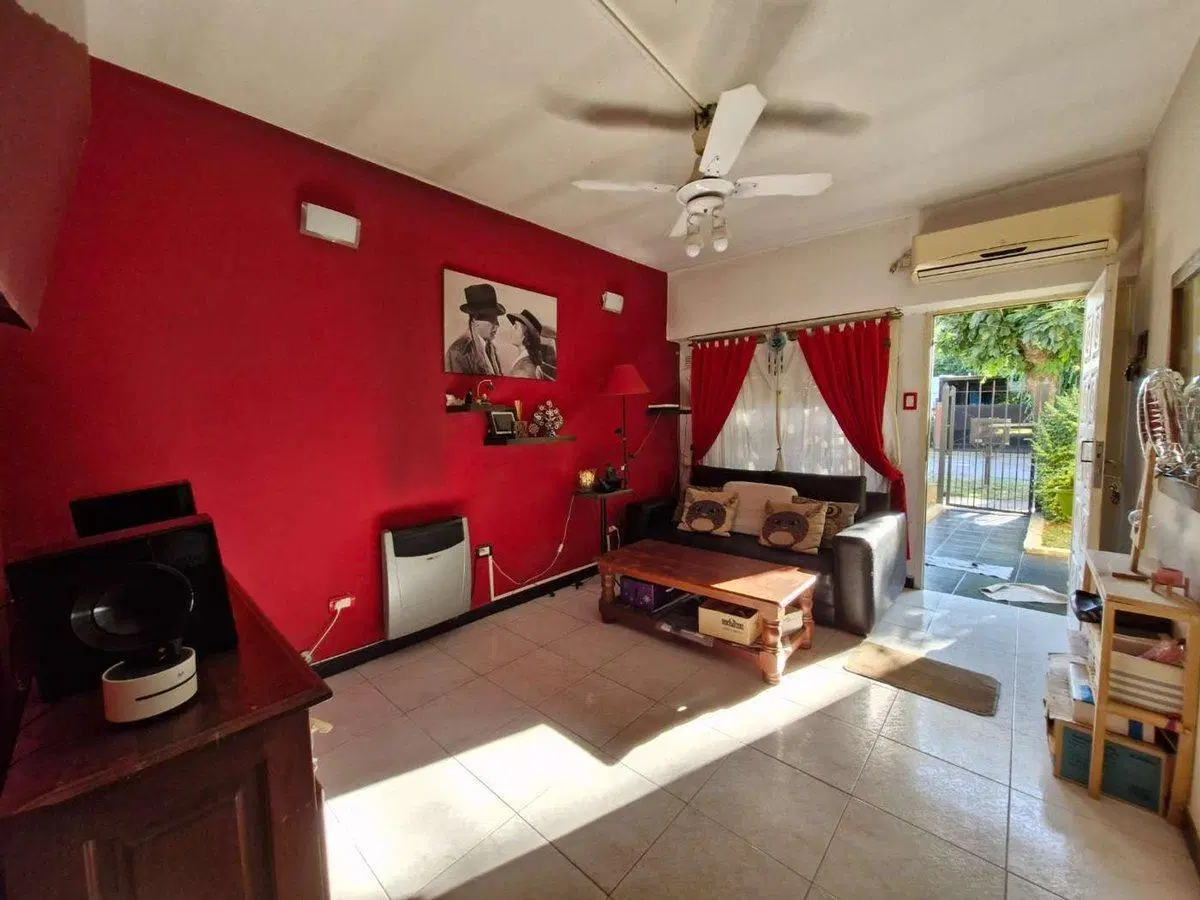 CASA EN VENTA LONGCHAMPS 3 AMBIENTES APTO CREDITO 2