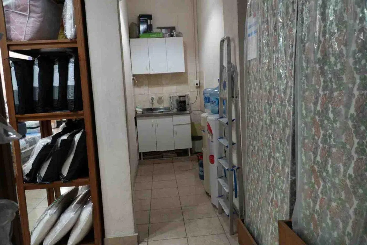 LOCAL EN VENTA EN LOMAS DE ZAMORA 5