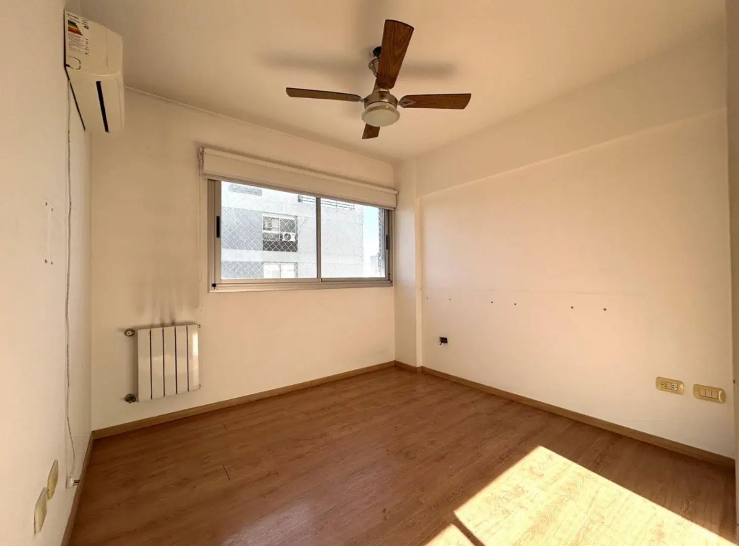 Departamento 2 amb con Balcón, venta Banfield 4