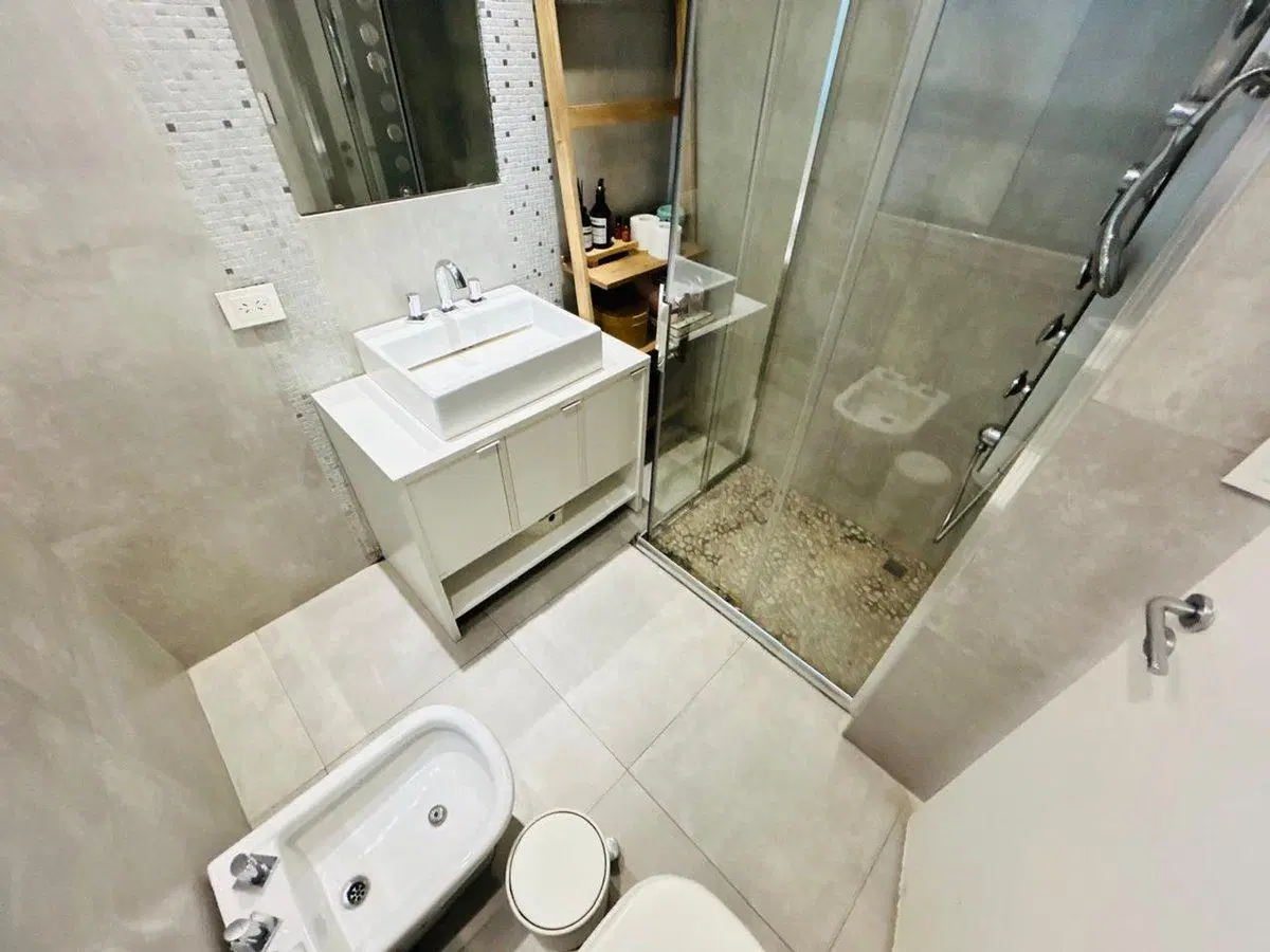 Casa 5 ambientes venta Remedios de Escalada 5