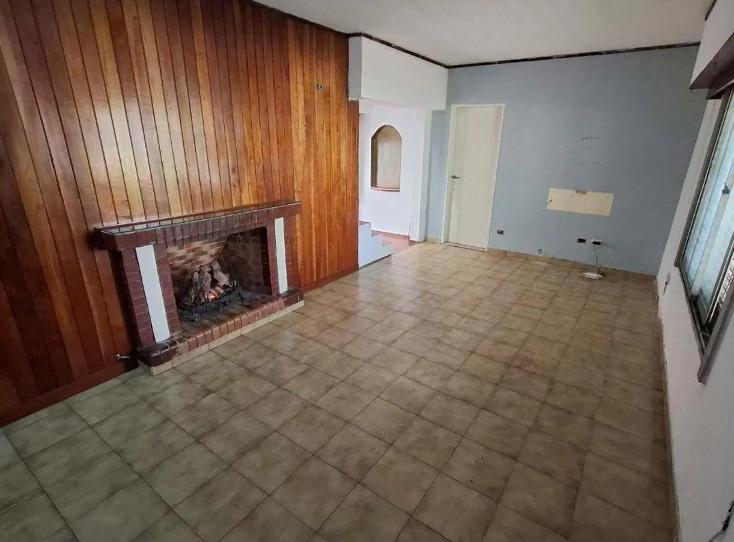 CASA 5 AMBIENTES VENTA LOMAS A REFACCIONAR 5