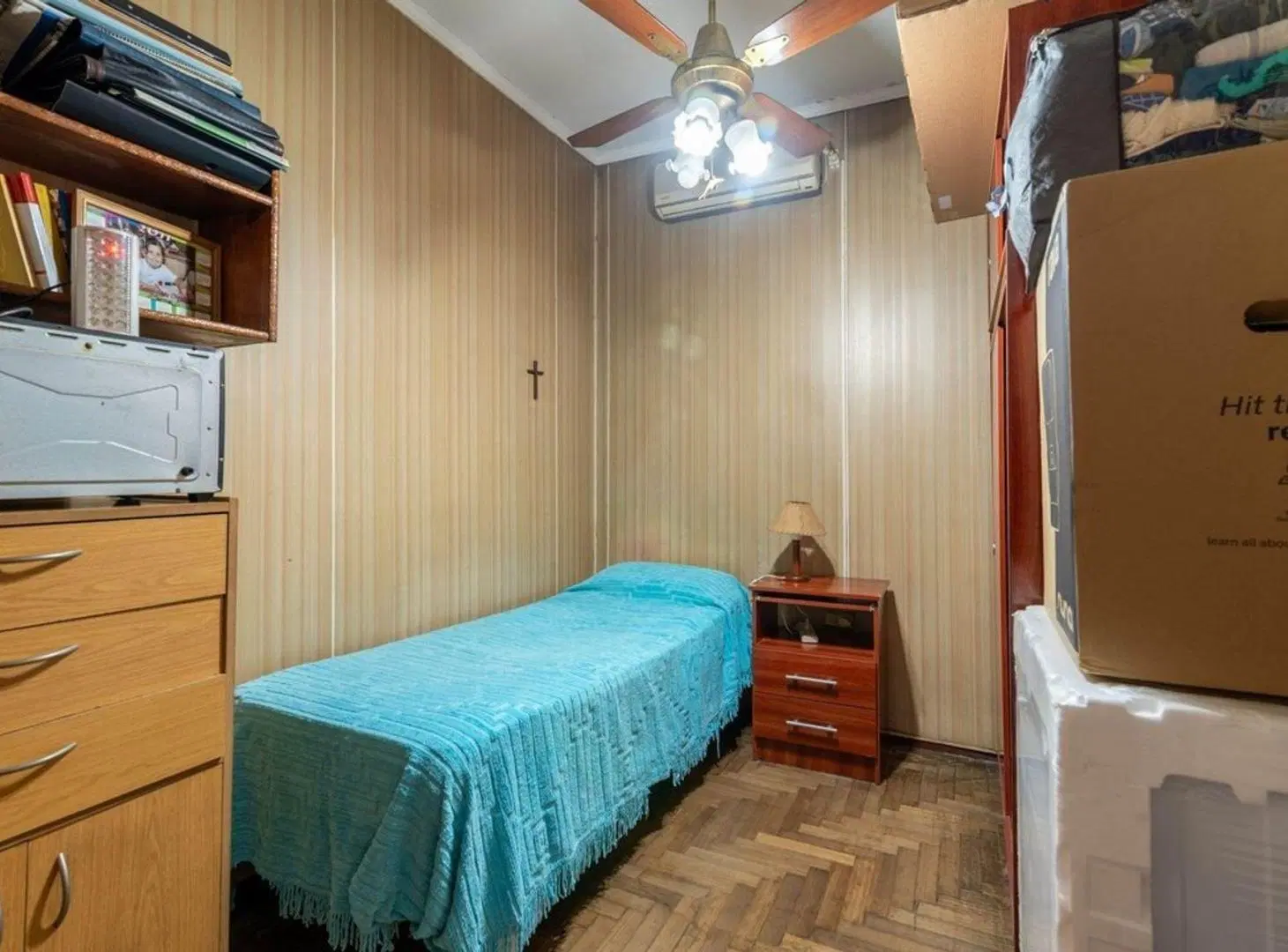 VENTA CASA 5 AMB CON PILETA Y PARQUE EN TEMPRLEY 5