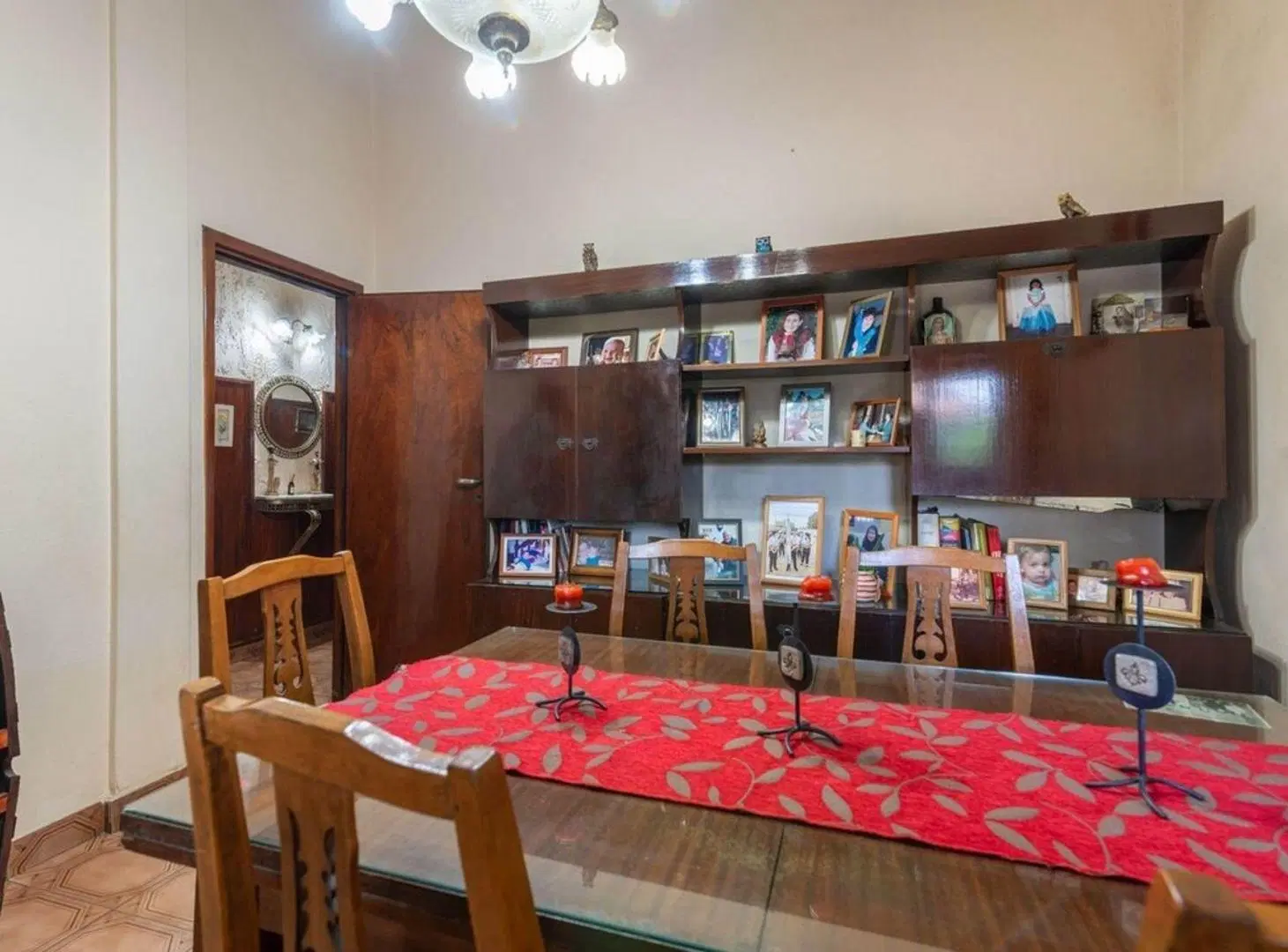 VENTA CASA 5 AMB CON PILETA Y PARQUE EN TEMPRLEY 4