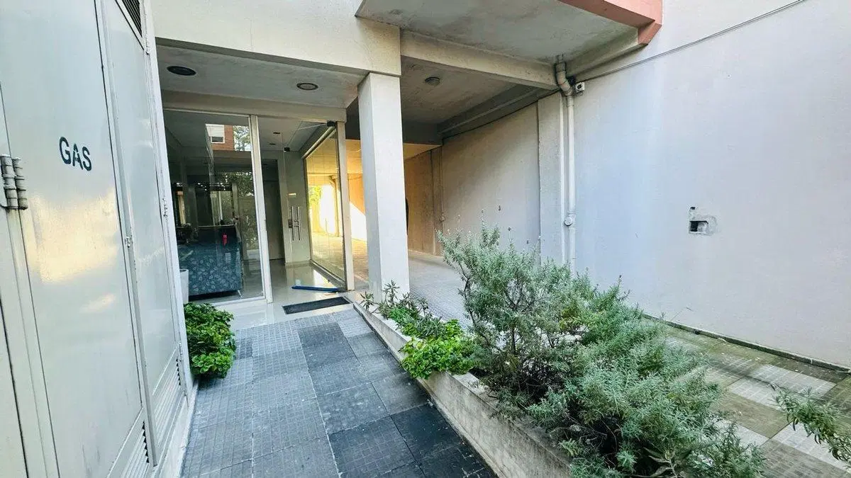 VENTA DEPARTAMENTO 2 AMBIENTES R. DE ESCALADA 5