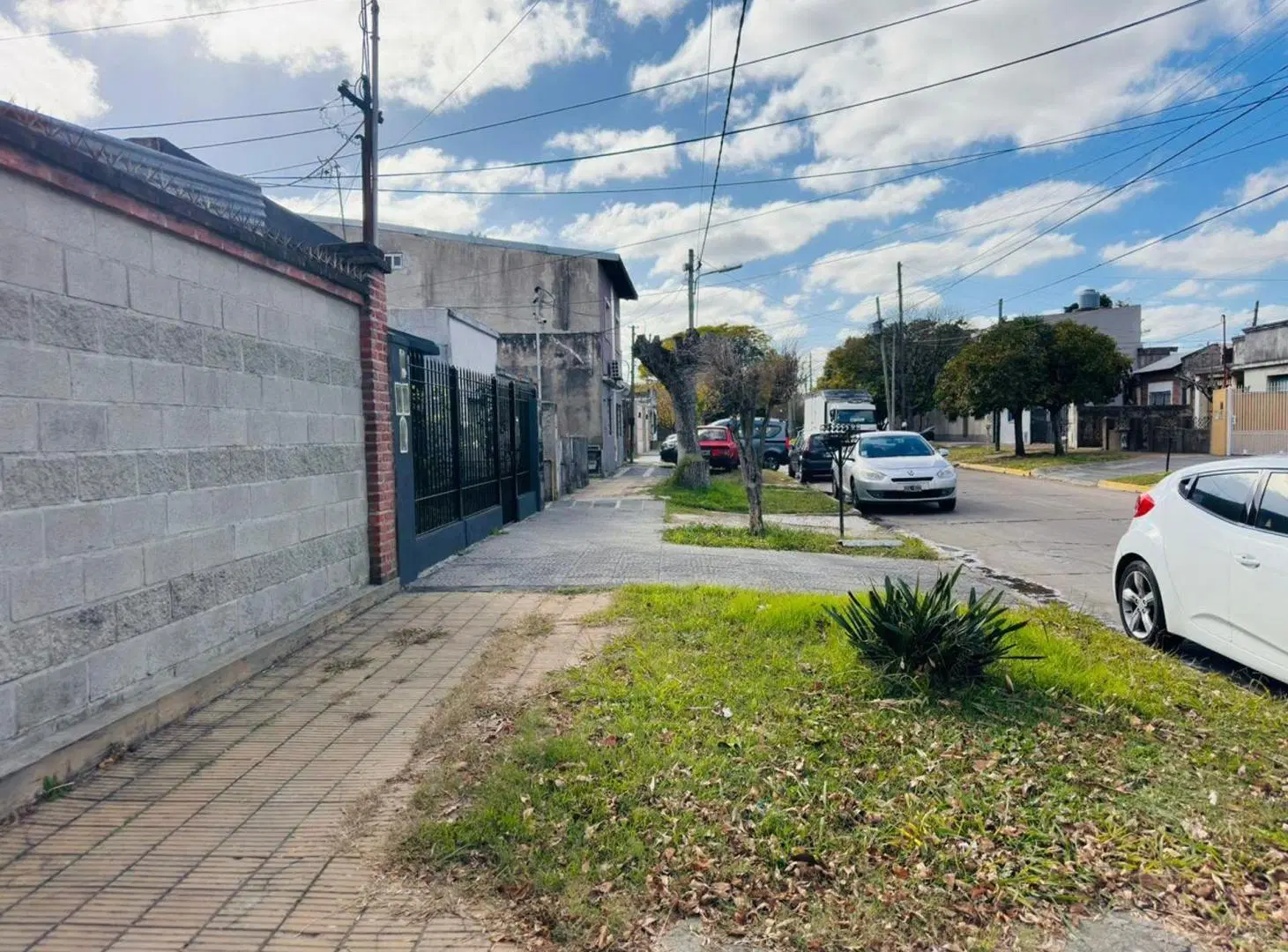 VENTA 16 COCHERAS TECHADAS LOMAS DE ZAMORA 4