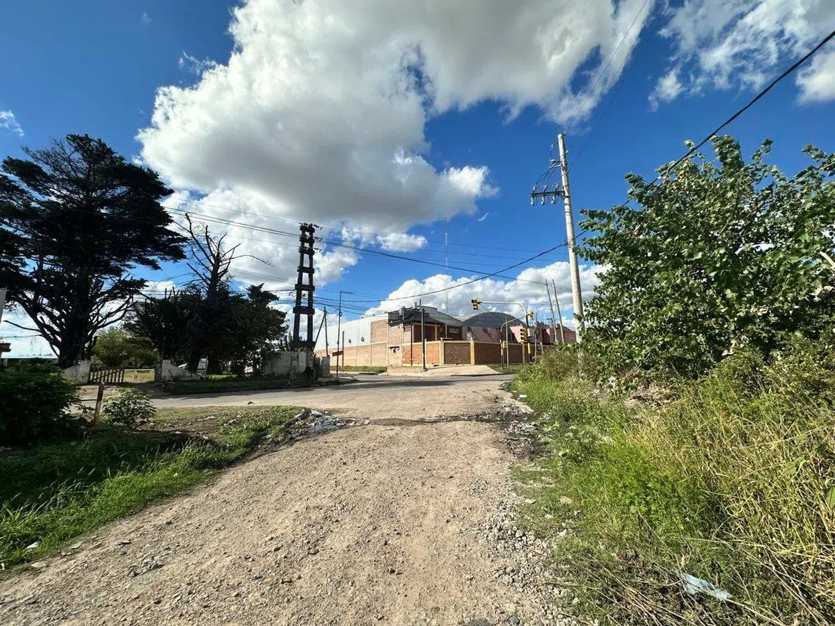 GRAN LOTE en Igeniero Allan FLORENCIO VRELA 2