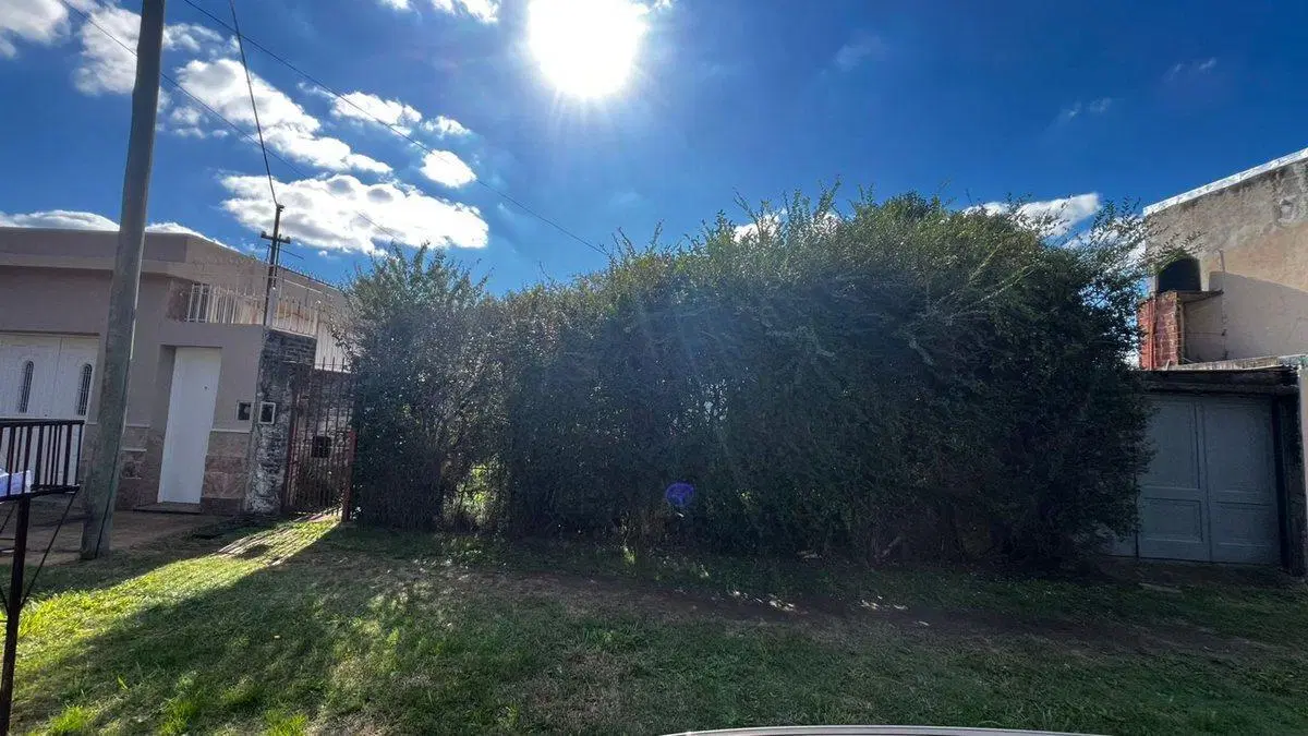 VENTA CASA 3 AMB LOTE 12X17 LANUS 4