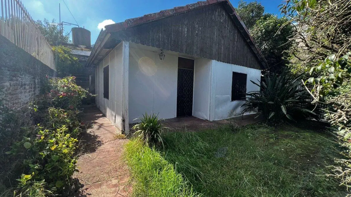 VENTA CASA 3 AMB LOTE 12X17 LANUS 3