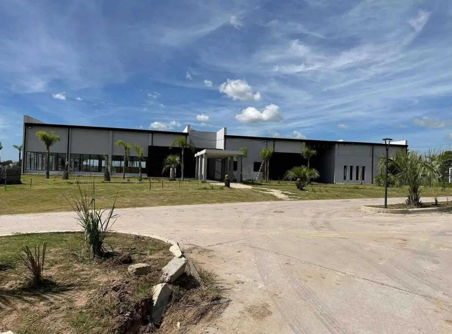LOTE EN VENTA EN LAGOS DE CANING II 4