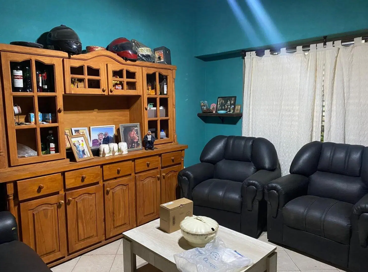 CASA 3 AMBIENTES EN VENTA TEMPERLEY CON PARQUE 3