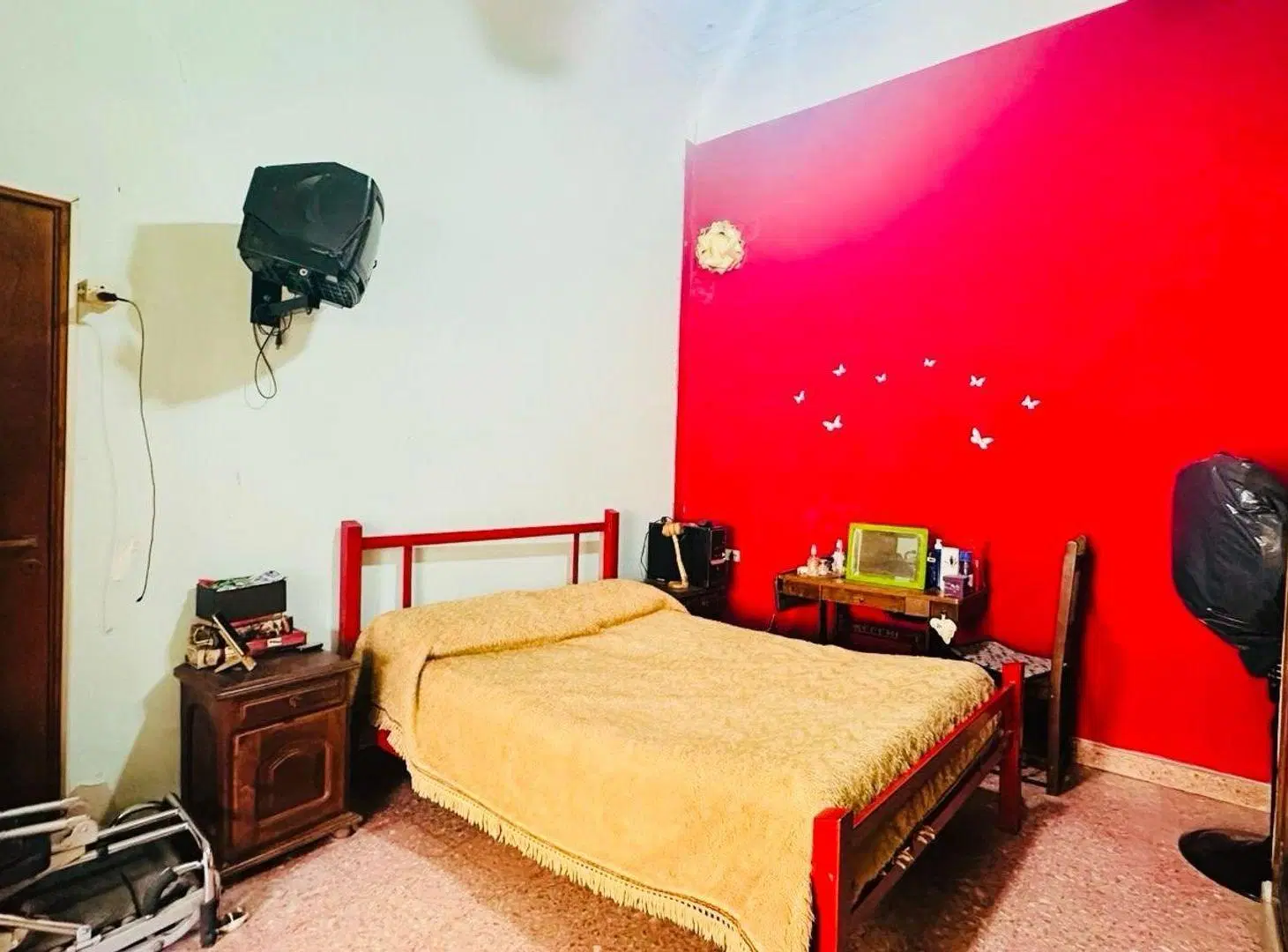 VENTA CASA 7 AMBIENTES BANFIELD APTA CREDITO 2