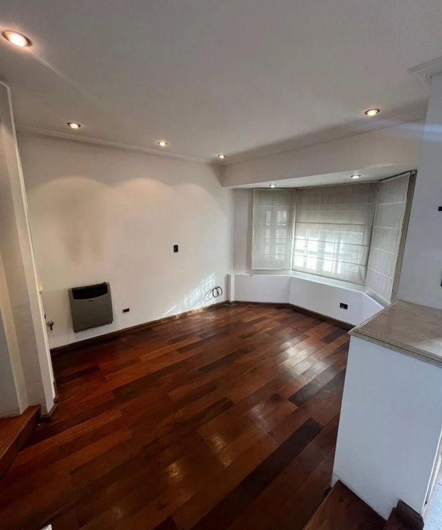 Foto de Casa 4 ambientes en venta, Lomas de Zamora, patio, imagen 2