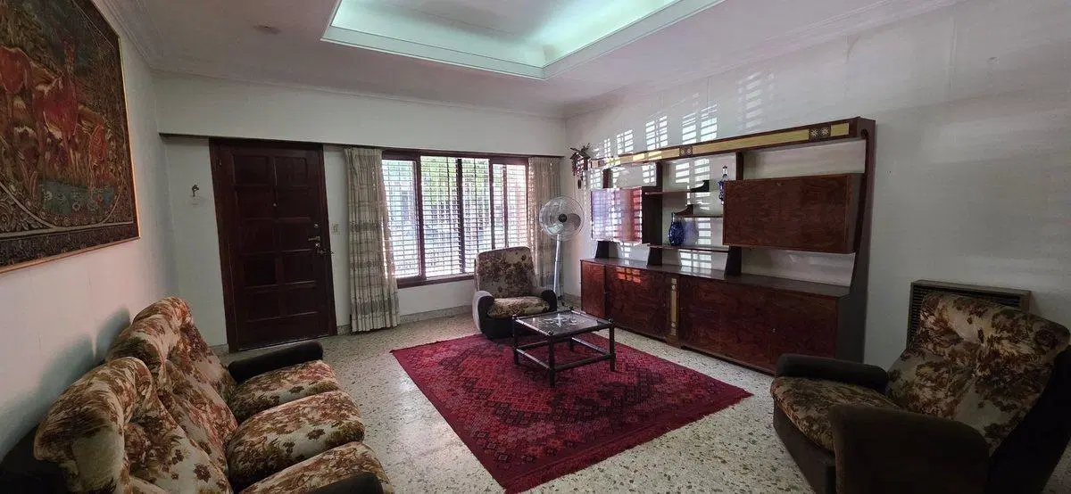 CASA 3 AMBIENTES CON COCHERA ALQUILER LANUS OESTE 5