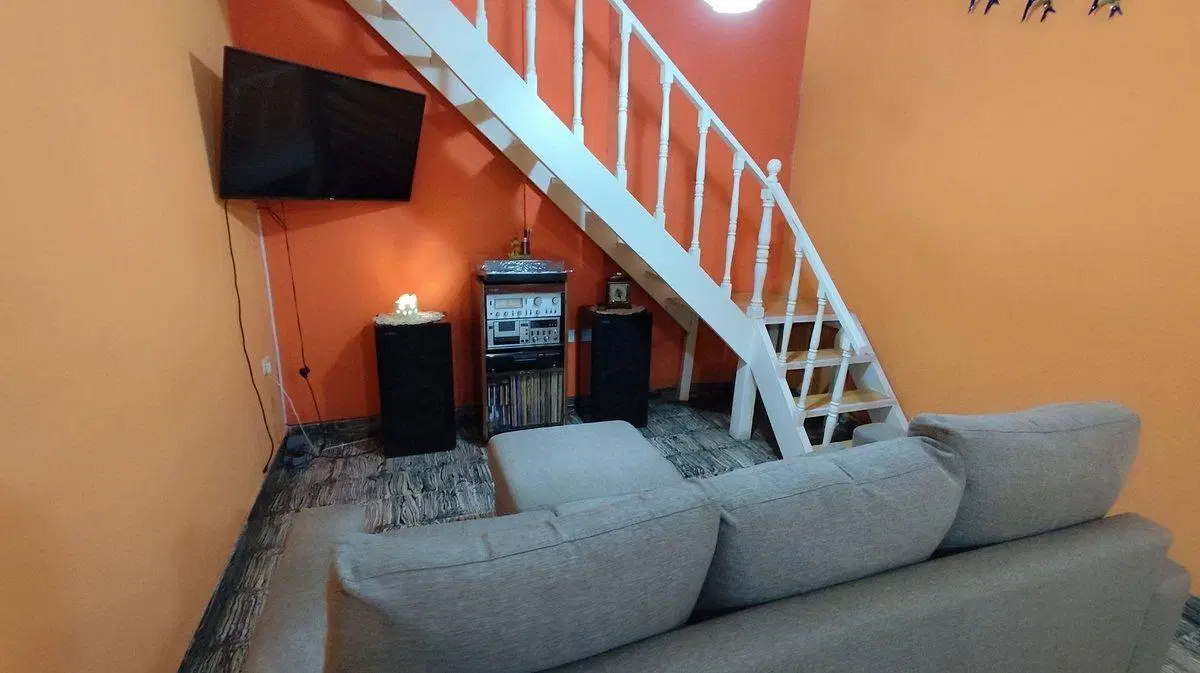 CASA  3 AMBIENTES VENTA LUIS GUILLON APTO PRESTAMO 8