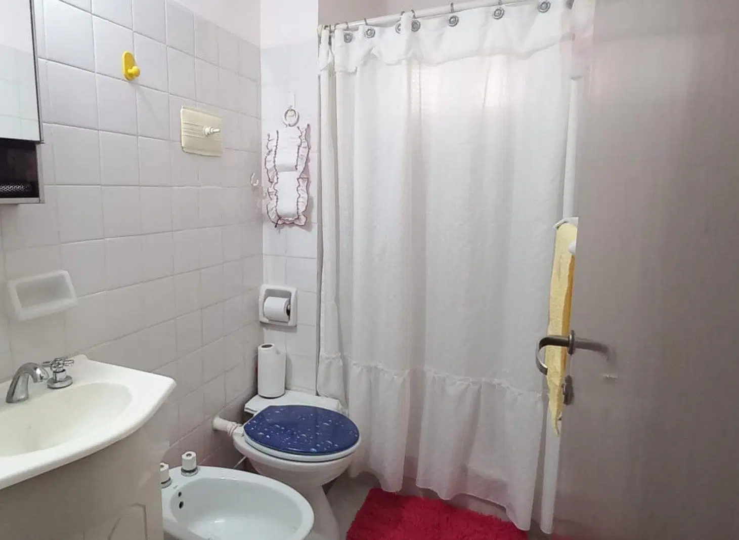 DEPARTAMENTO 4 AMB. EN VENTA BARRIO VIPLASTIC 4