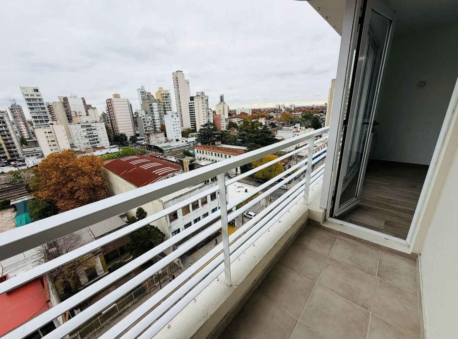 Departamento 2 ambientes venta Lomas de Zamora 5