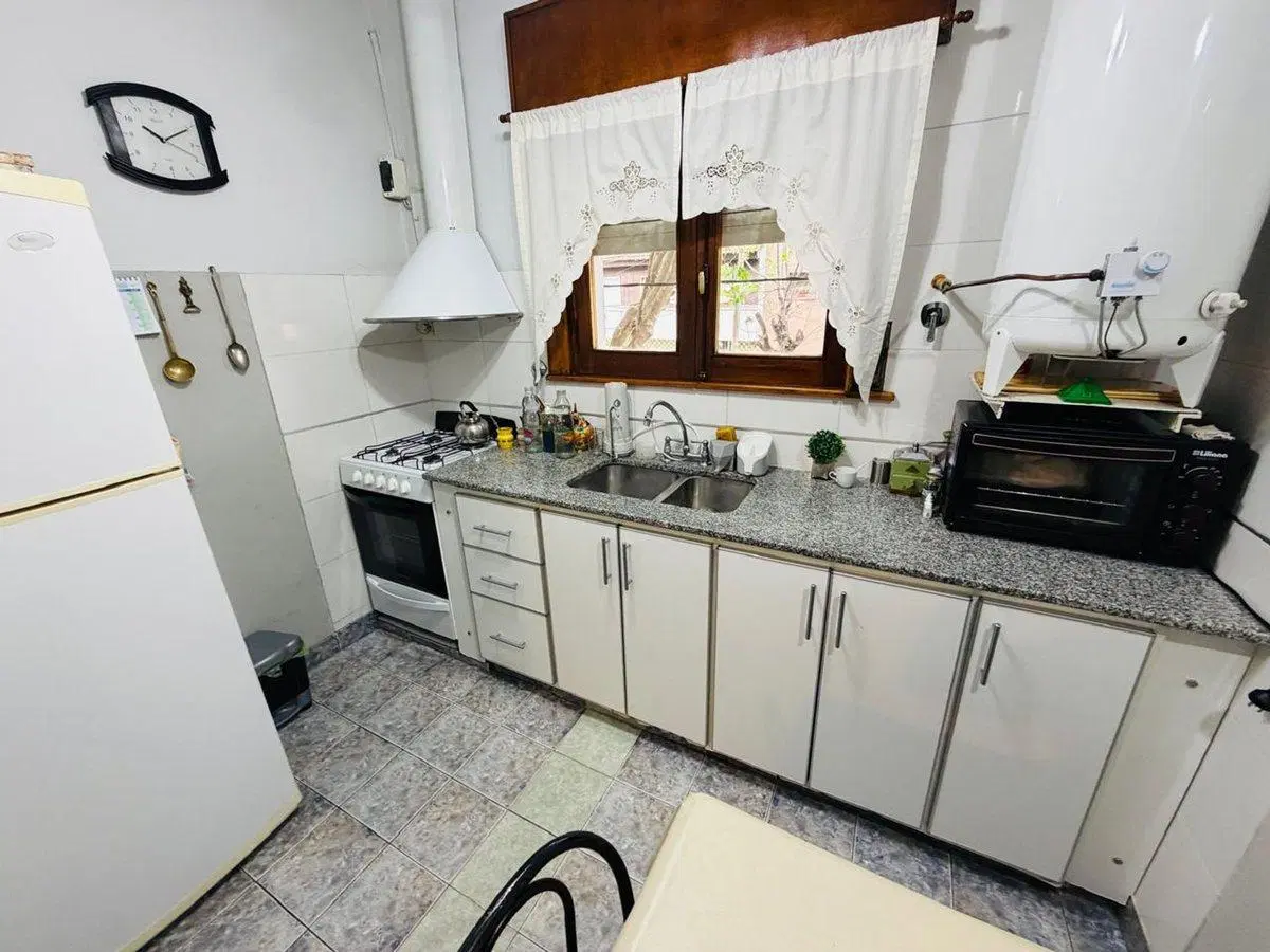 Departamento en PH de 4 ambientes venta Temperley 4