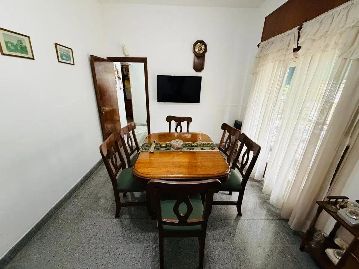 Departamento en PH de 4 ambientes venta Temperley 5