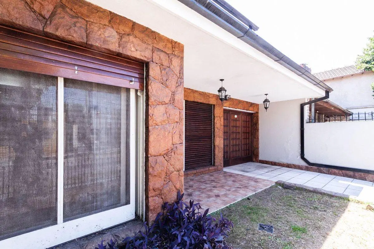 Casa VENTA Lomas de Zamora 3