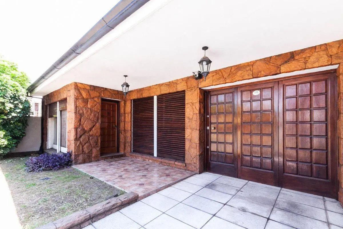 Casa VENTA Lomas de Zamora 5
