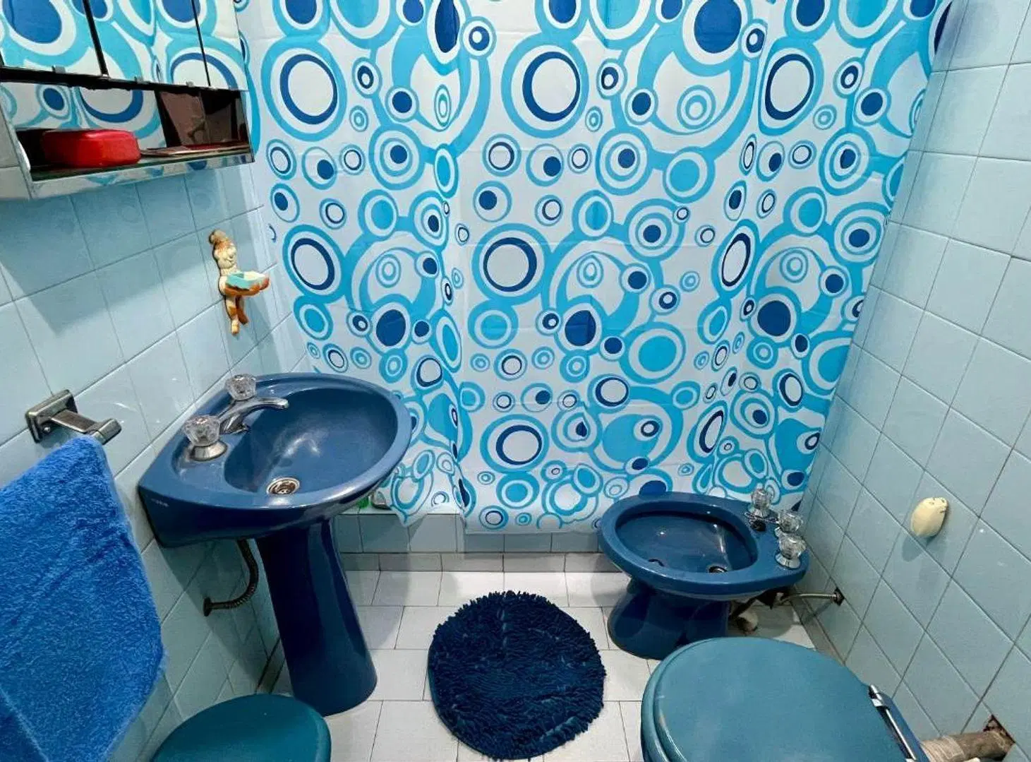 Casa 3 ambientes  en venta  importante esquina 5