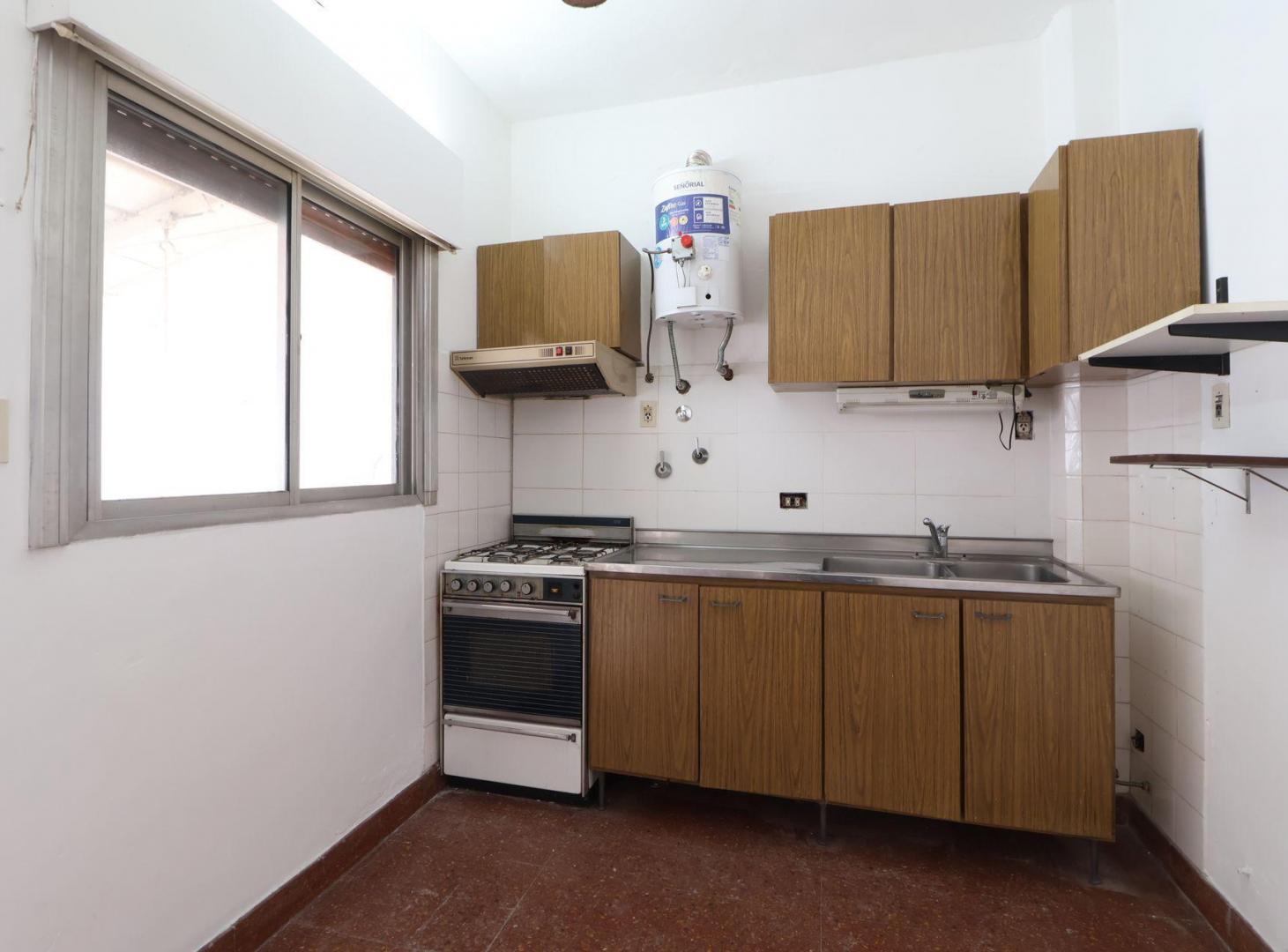 Foto de VENTA DEPARTAMENTO DOS AMBIENTES CON PATIO, imagen 2