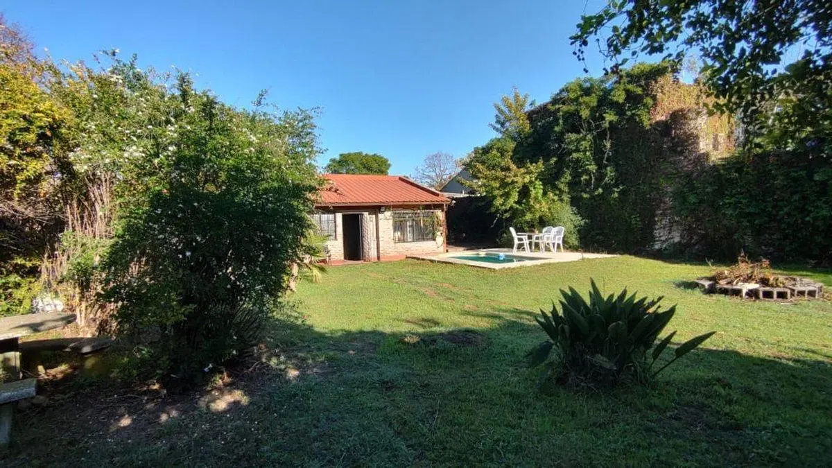 CASA 5 AMBIENTES EN VENTA GRAN PARQUE ADROGUE 3