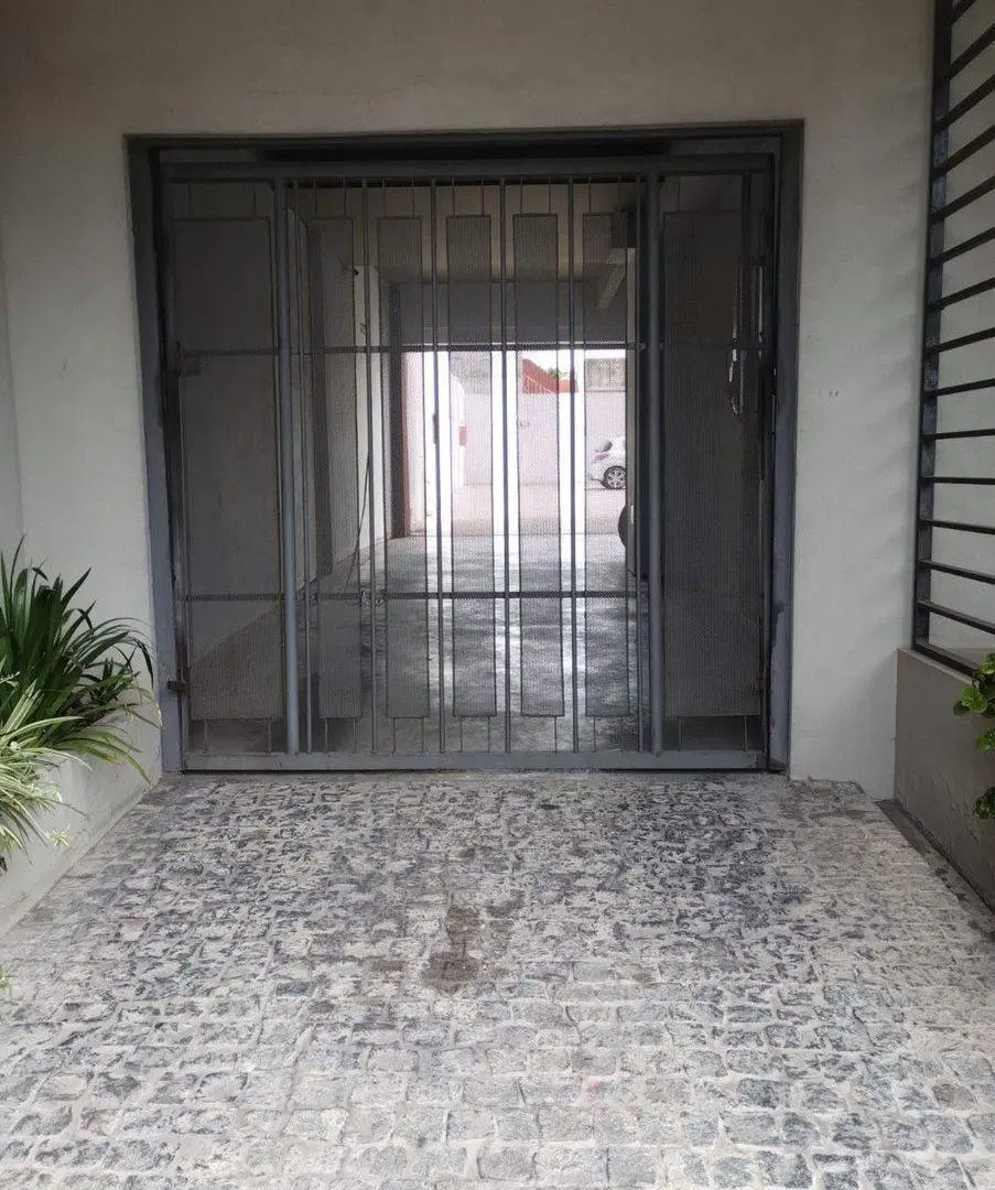 VENTA COCHERA LOMAS DE ZAMORA 5