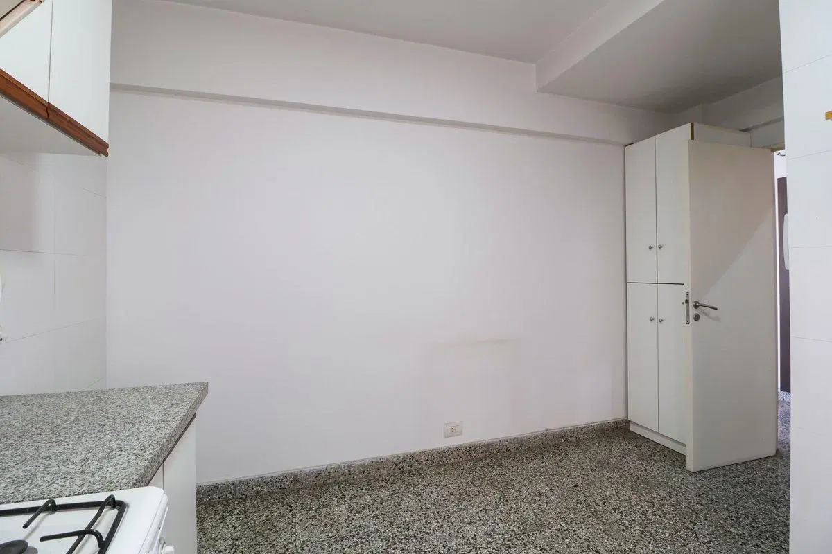 DEPARTAMENTO 5 AMBIENTES VENTA LORIA 185 LOMAS 5