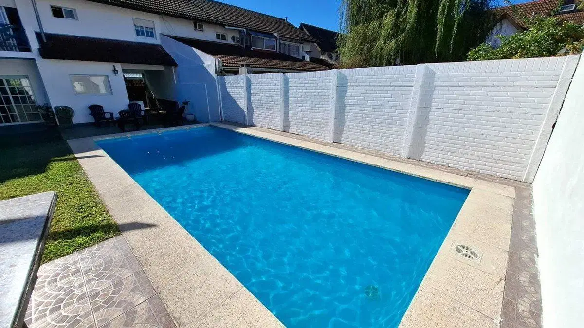 DUPLEX 4 AMBIENTES VENTA BARRIO LOS ROBLES BURZACO 4