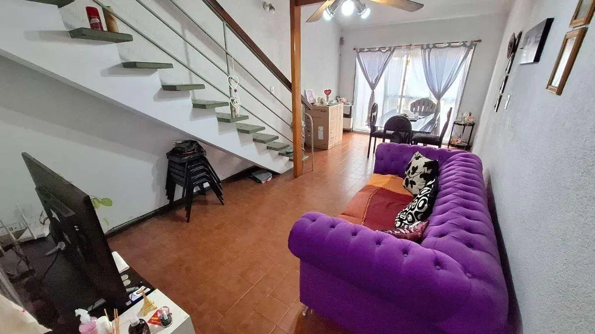 PH 3 AMBIENTES VENTA ESCALADA CON PATIO 2